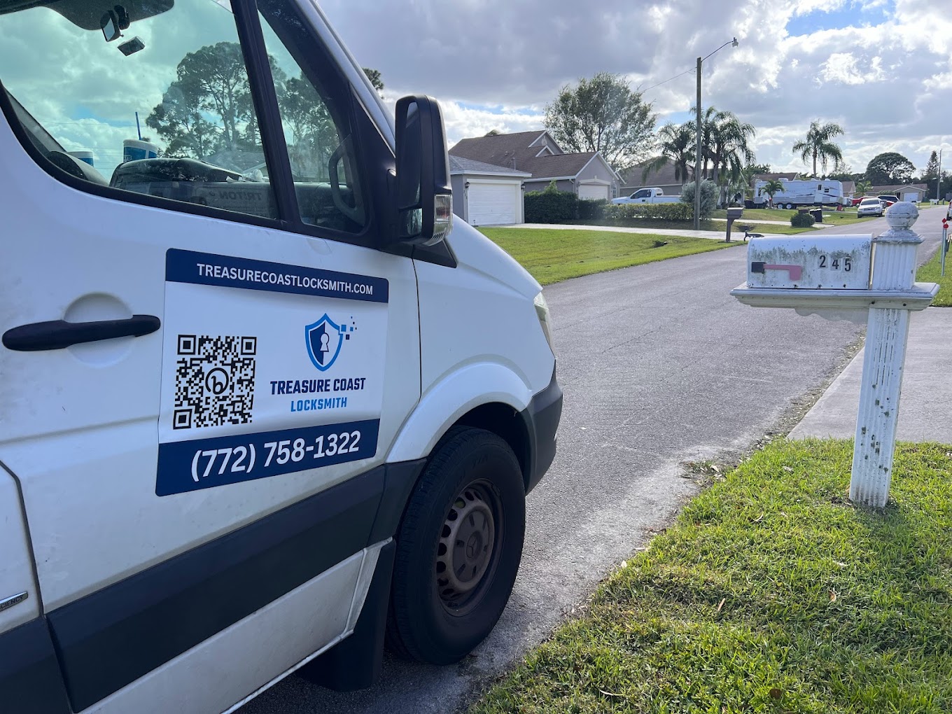 Licensed Car Key Specialist Port St Lucie - Treasure Coast Locksmith